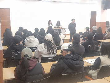졸업&nbsp;선배(한국산업은행)와의&nbsp;간담회